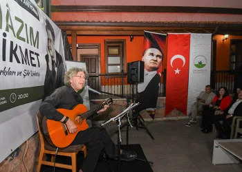 Nazım Hikmet’in dizeleri Şadırvanlı Han’da yankılandı