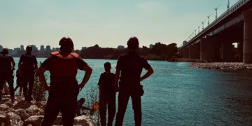 Seyhan Nehri’ne giren çocuk boğuldu