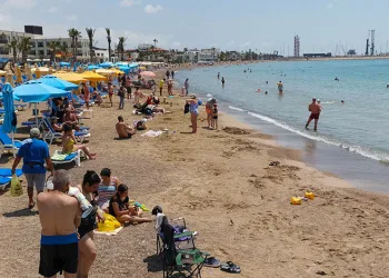Mersin’de deniz sezonu başladı