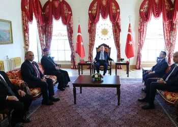 Cumhurbaşkanı Erdoğan, Türkiye Ermenileri Patriği Sahak Maşalyan’ı kabul etti