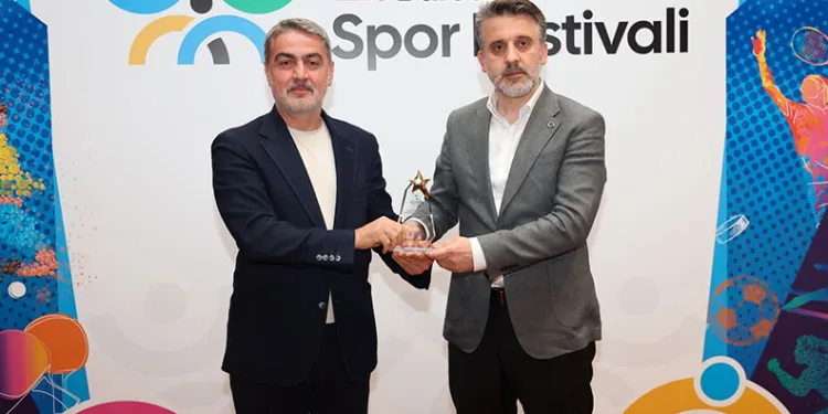 “Çocukların sporla büyüdüğü bir Bursa için çalışıyoruz”