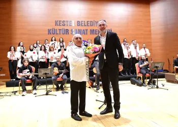Kestel Belediyesi Türk Halk Müziği Korosu’ndan unutulmaz konser