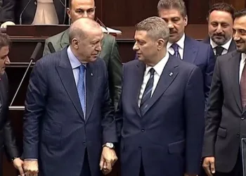 İYİ Parti’den istifa eden Ersin Beyaz AK Parti’ye katıldı