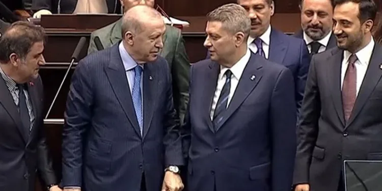 İYİ Parti’den istifa eden Ersin Beyaz AK Parti’ye katıldı
