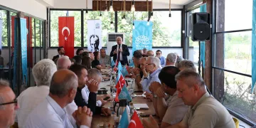 Şadi Özdemir, muhtarlara turizm projelerini anlattı