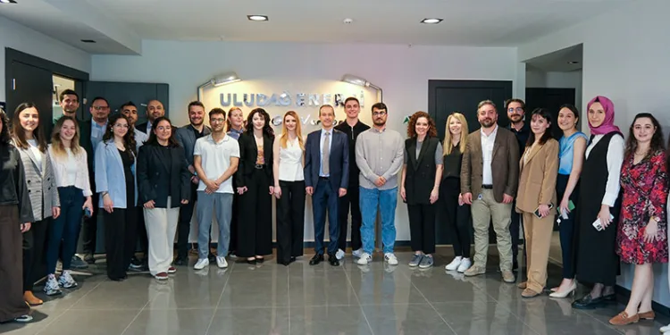 Genç yetenekler iş dünyasına hazırlanıyor
