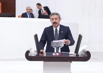 “Terörsüz Türkiye yolunda korucuların emeği göz ardı edilemez”