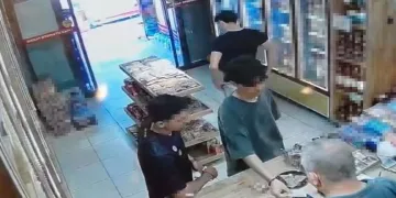 Kartı sahibine ulaşmak yerine, gidip alışveriş yaptılar