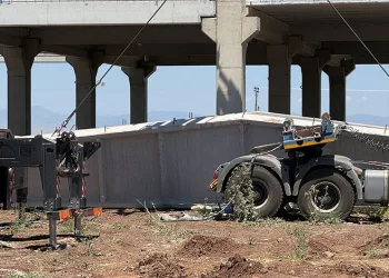 15 tonluk beton blok altında kaldılar: 1 ölü, 1 yaralı