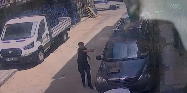 Bursa’da yan bakma kavgası silahlı saldırıya dönüştü