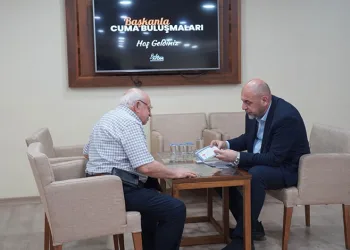 Başkan Aydın Randevusuz Cuma Buluşmalarını Sürdürüyor