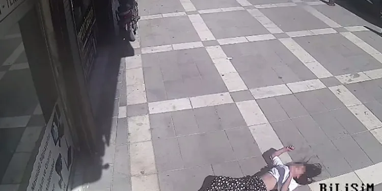 Güvercinlere yem vermek isterken ölümden döndü