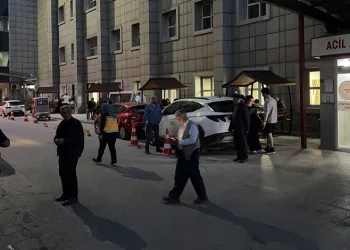 Bursa’da kayınçosu tarafından silahla vuruldu