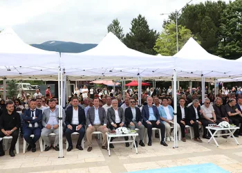 İnegöl Fatihi Turgut Alp kabri başında anıldı