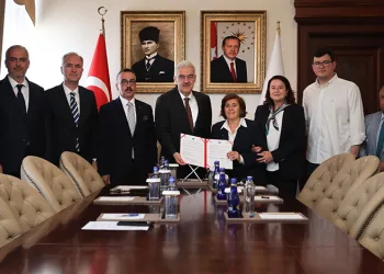 İnegöl’de 7 birimli Aile Sağlığı Merkezi için bağış protokolü imzalandı