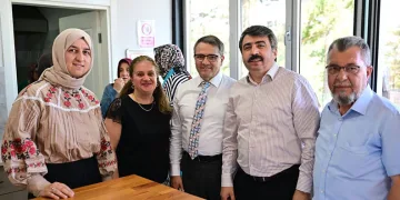Oktay Yılmaz, muhtarlarla bir araya geldi