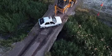Otomobil dereye devrildi: 3 çocuk hayatını kaybetti