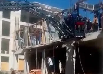 Malatya’da inşaattan düşen işçi yaralandı