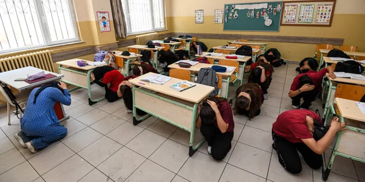 Osmangazi Belediyesi’nden okullarda afet bilinci çalışması