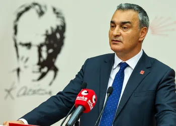 CHP’de 6 isim için ihraç talebi