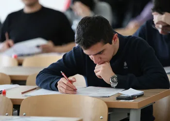 YKS adaylarına ücretsiz prova fırsatı: Dereceye girenlere ödül verilecek