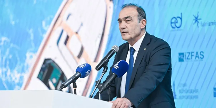 CHP’de peş peşe istifalar