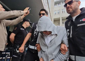 Yasa dışı kürtaj operasyonunda 11 şüpheli adliyede