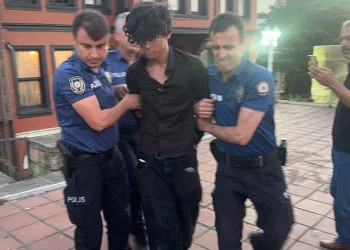 Bursa’da surlarda intihara kalkışan genç son anda kurtarıldı