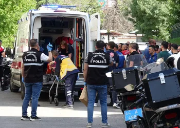 Malatya’da cinnet geçiren baba, eşini ve kızını öldürdü