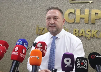CHP İzmir’in yeni başkanı Gümrükçü olaylı geceyi anlattı