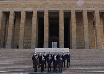 Polonya Cumhurbaşkanı Nawrocki, Anıtkabir’i ziyaret etti
