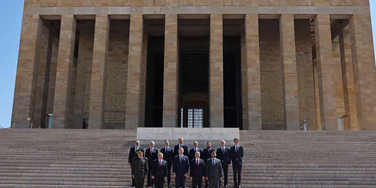 Polonya Cumhurbaşkanı Nawrocki, Anıtkabir’i ziyaret etti