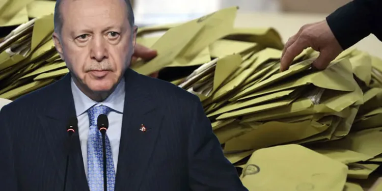 AK Parti’nin masasındaki son anket! Yükseliş sürüyor