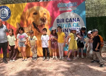 Sahipsiz sokak hayvanları tedavi merkezi ve doğal yaşam alanı, öğrencileri ağırladı