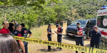 Isparta’da park halindeki araçta 2 gencin cansız bedeni bulundu