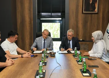 BUÜ’de “Atık piller işitme engellilere ses oluyor”