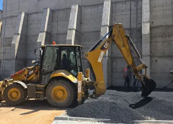 Gemlik Belediyesi Hisar Mahallesi’nde Asfalt Çalışmalarına Hız Verdi