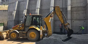 Gemlik Belediyesi Hisar Mahallesi’nde Asfalt Çalışmalarına Hız Verdi