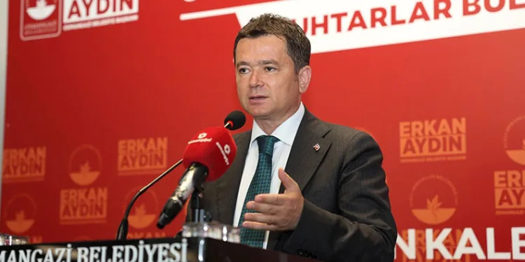 Erkan Aydın muhtarlarla ortak akıl buluşmasında bir araya geldi