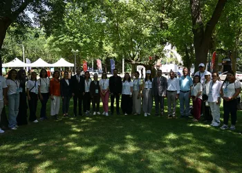 Bir Şehir Bin Derslik Bursa Şenliği ile öğrenciler Bursa’nın kültürel mirasını keşfetti