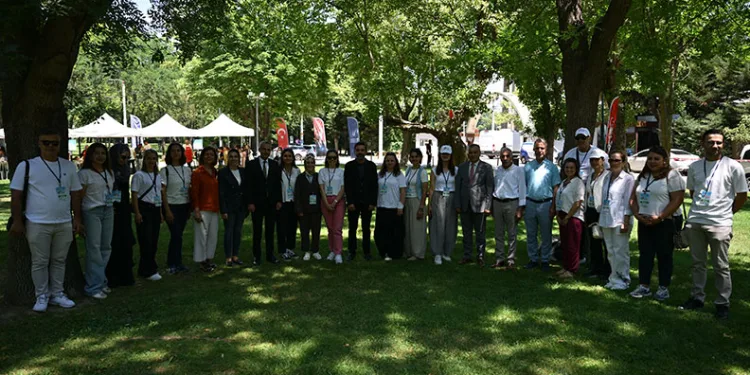 Bir Şehir Bin Derslik Bursa Şenliği ile öğrenciler Bursa’nın kültürel mirasını keşfetti