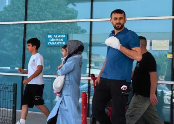 Bursa’da elini makineye kaptıran işçinin parmağı koptu