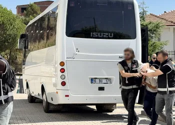 Daltonlar’a Orhangazi’de şafak baskını : 9 gözaltı