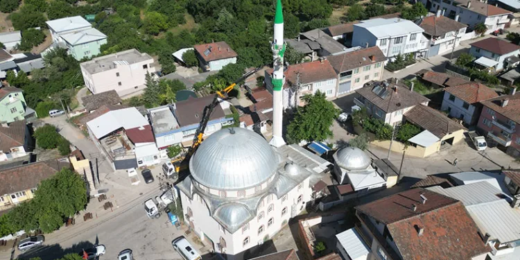 Büyükşehir eliyle camiler yenileniyor