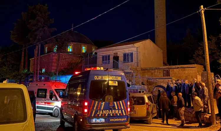 Kayseri’de cami cemaatine bıçaklı saldırı: 2 ölü