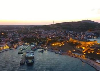 Bozcaada’ya yazın o araçların geçişleri yasaklandı