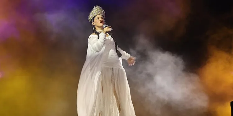 9. Uluslararası Nilüfer Caz Festivali Emel Mathlouthi konseriyle sona erdi