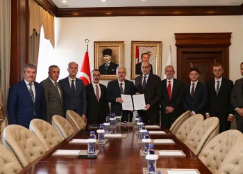 İnegöl’e iki yeni anaokulu için imzalar atıldı