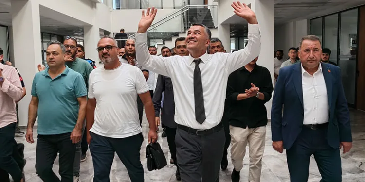 Silifke Belediye Başkan Vekili CHP’li Oğuzhan Kökten oldu
