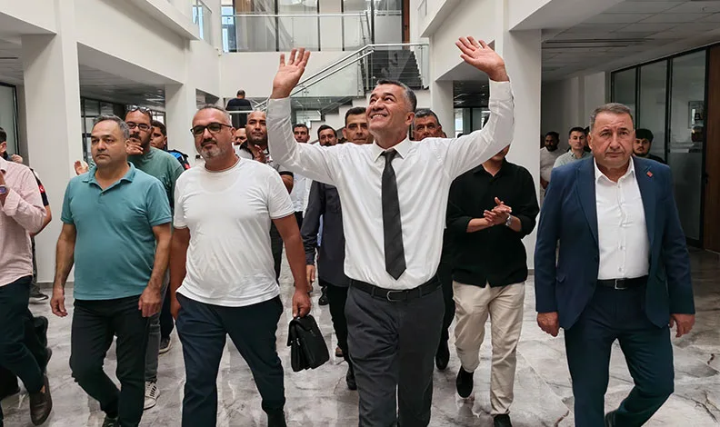 Silifke Belediye Başkan Vekili CHP’li Oğuzhan Kökten oldu